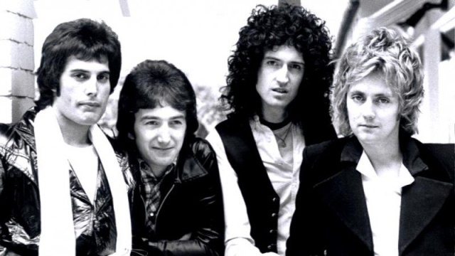 Какие песни Джон Дикон написал для Queen Какие песни Джон Дикон написал для Queen